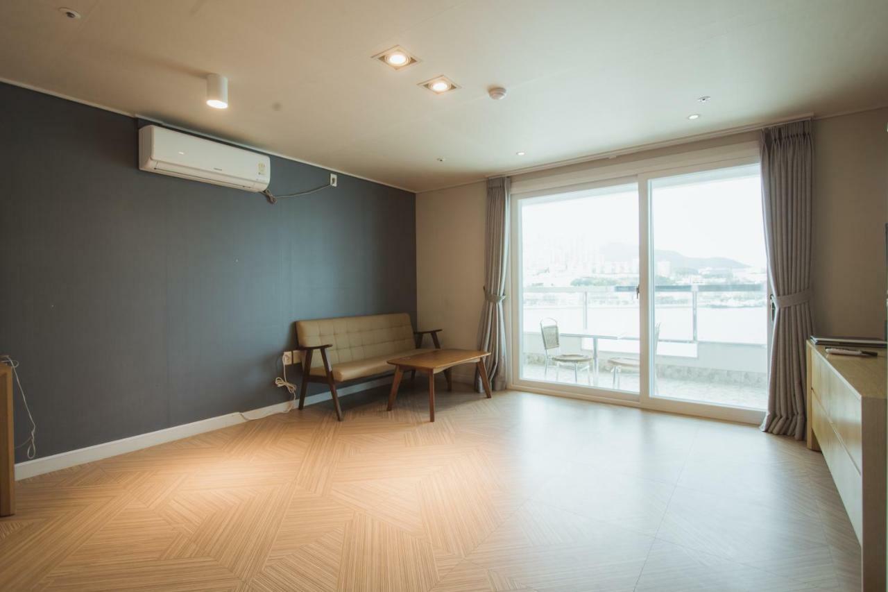 Lium Spa Hostel Joszu Kültér fotó