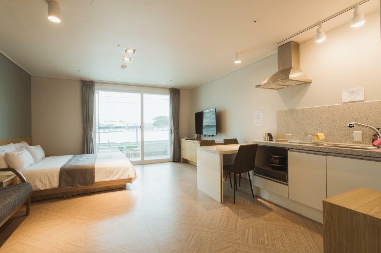 Lium Spa Hostel Joszu Kültér fotó